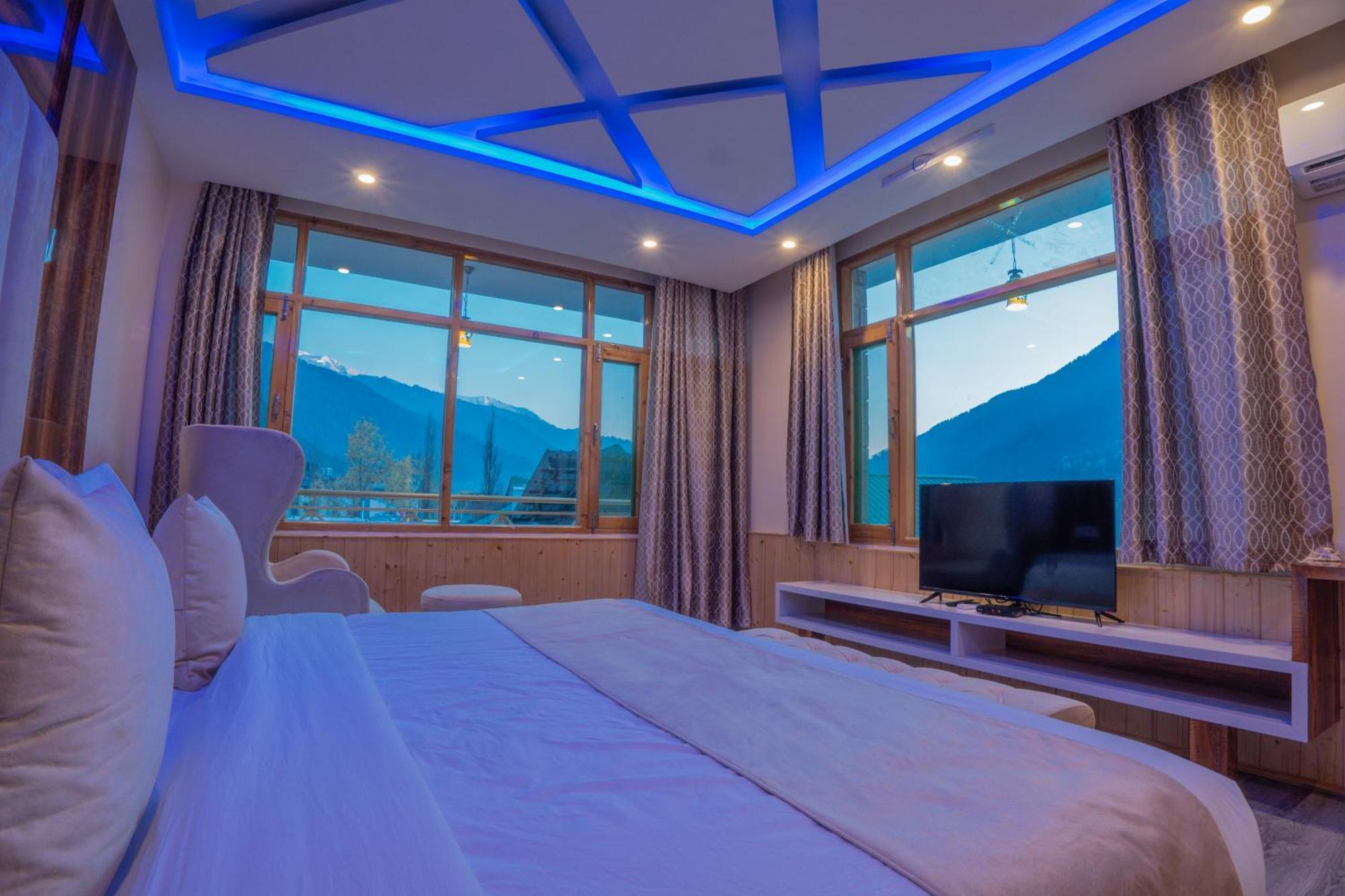 Hill River Resort - Central Heated & Air Cooled - Near Mall Road , Best Property Of Manali 2024- 2025 Dış mekan fotoğraf