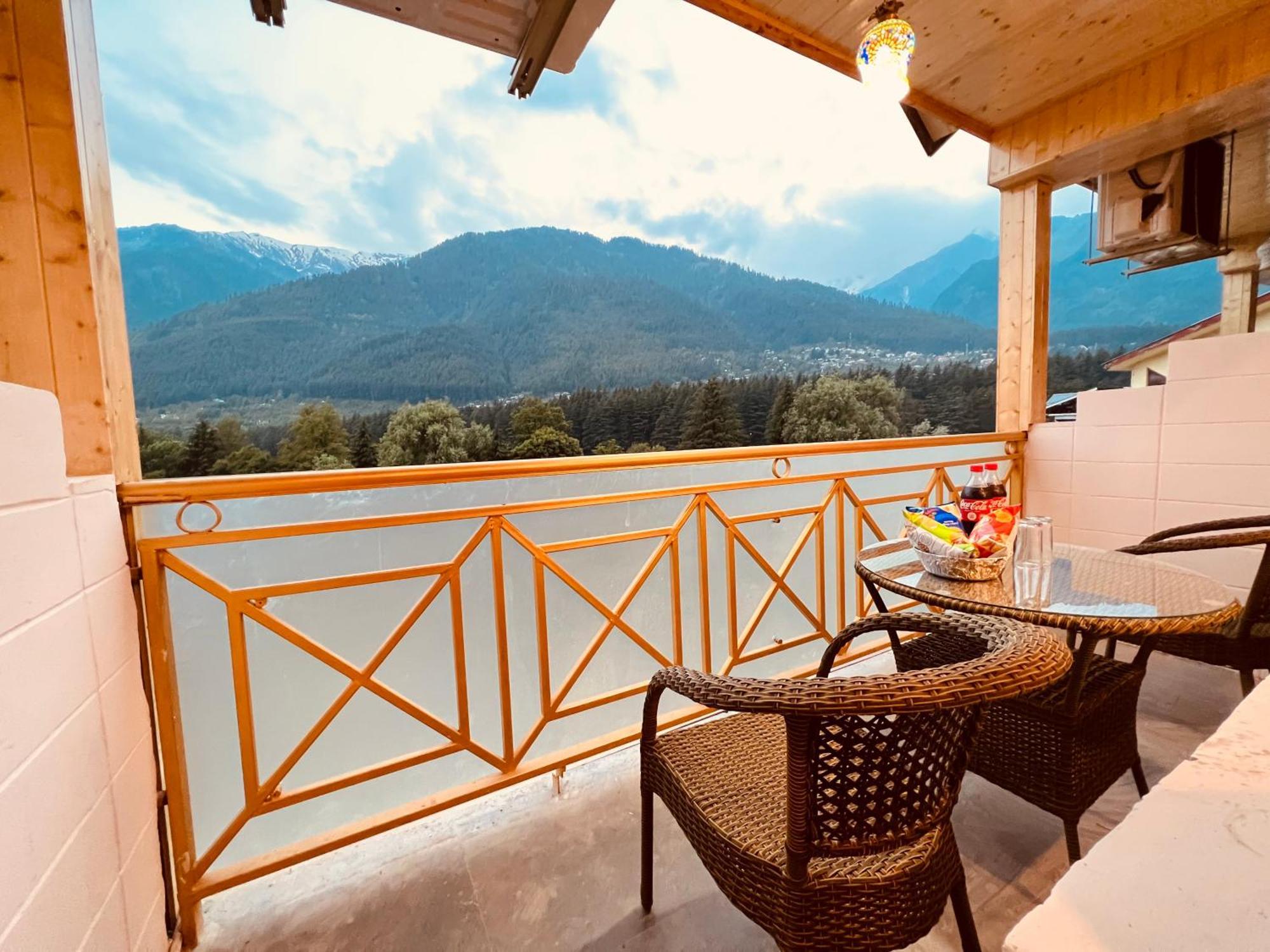 Hill River Resort - Central Heated & Air Cooled - Near Mall Road , Best Property Of Manali 2024- 2025 Dış mekan fotoğraf